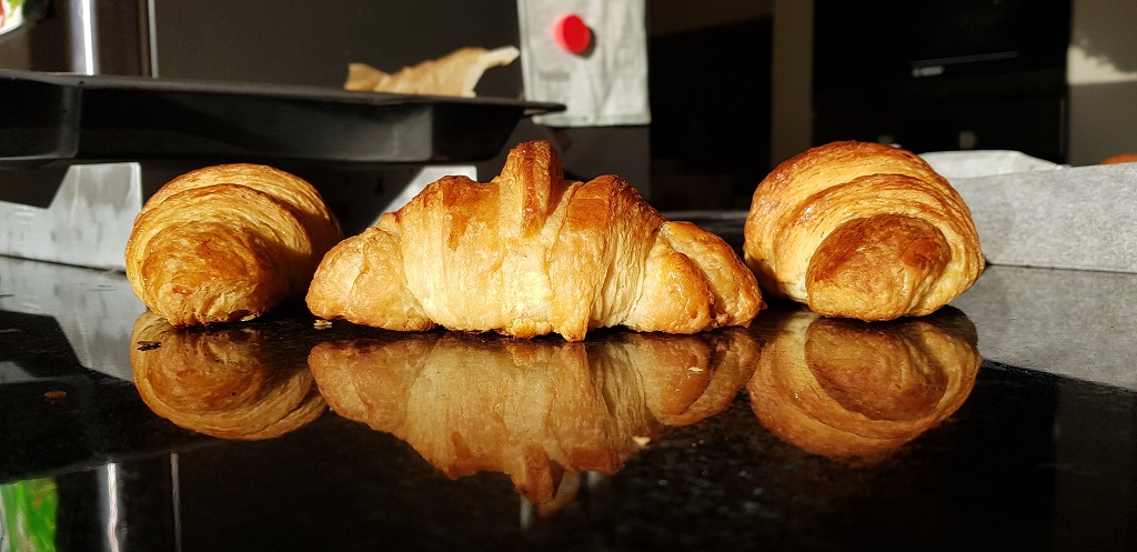 Croissant - Plain - Image 2
