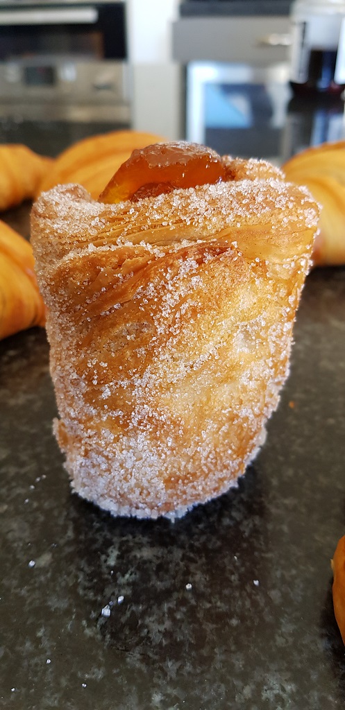 Cruffin